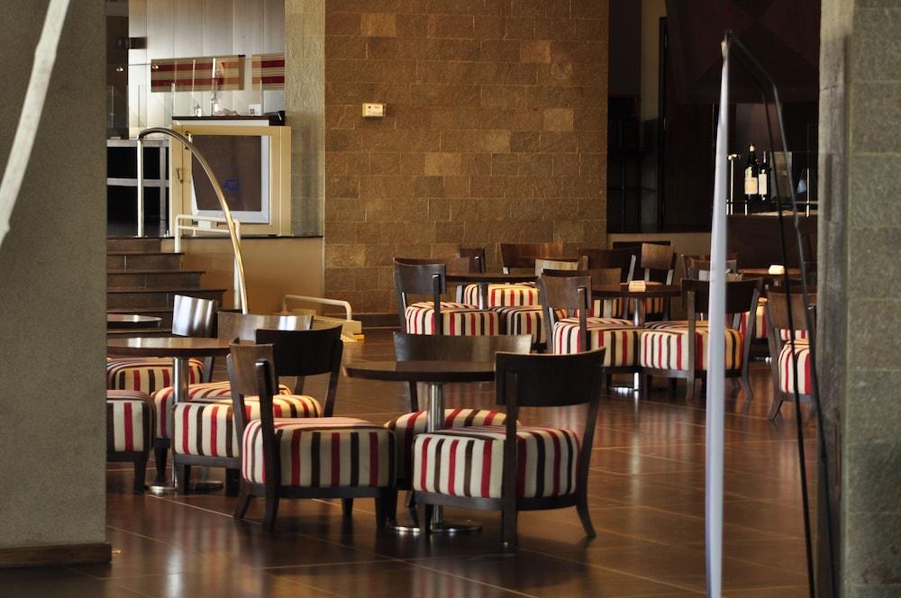 Hotel Rayentray Puerto Madryn Exterior foto
